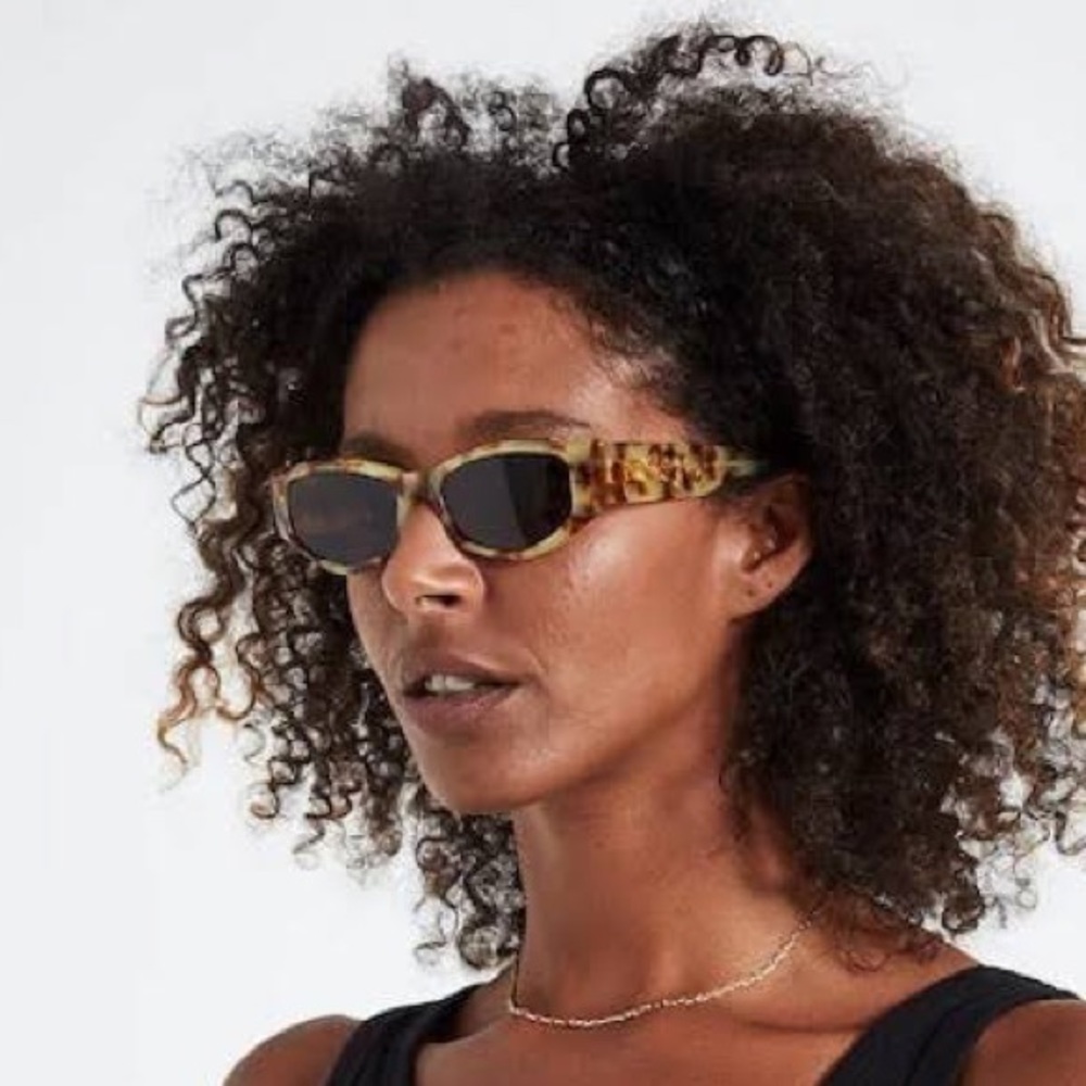 Epøkhe Guilty Sunglasses